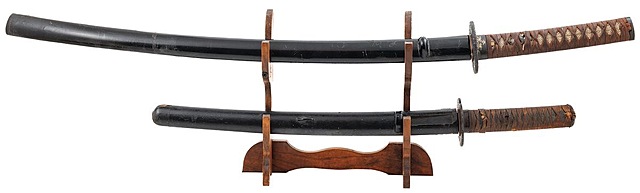 KATANA I WAKIZASHI Z PODSTAWKĄ