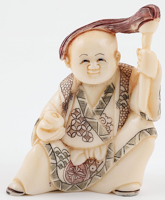 NETSUKE, FIGURKA MĘŻCZYZNY, Japonia, XIX / XX w.