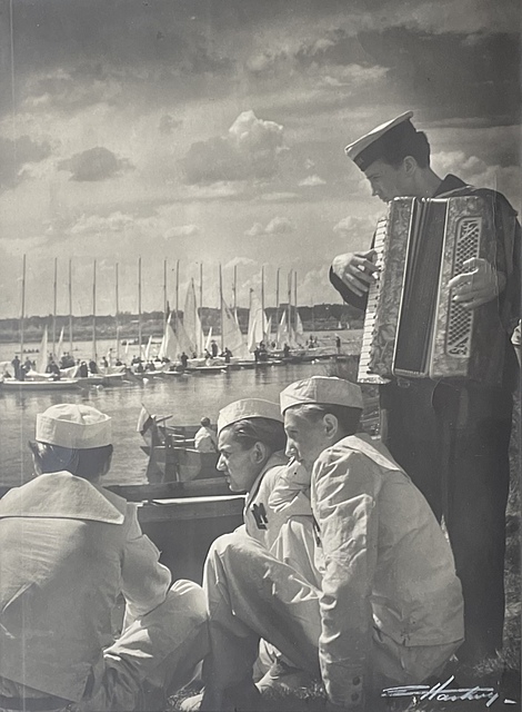 Odpoczynek żeglarzy przed ćwiczeniami, przed 1951 r.