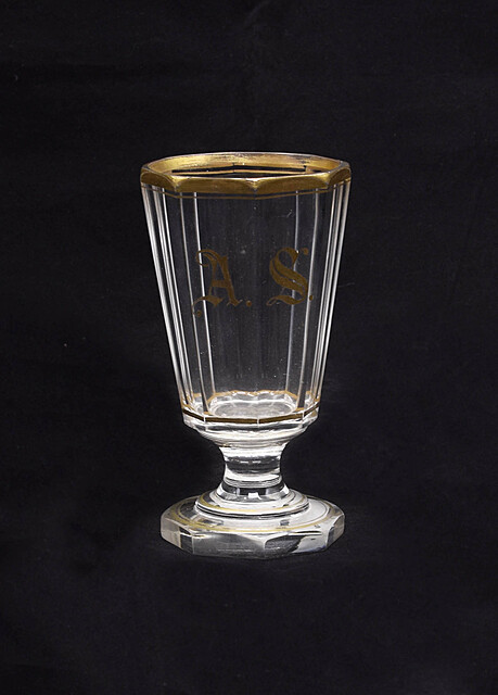 Puchar biedermeier
