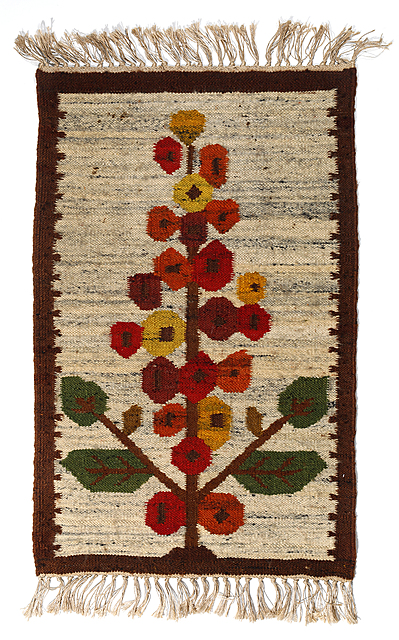Kilim z motywem kwiatowym