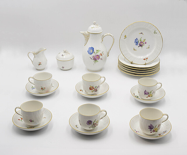 BERLIN - Królewska Manufaktura Porcelany (KPM)