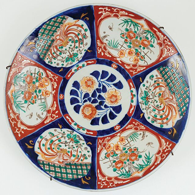 PÓŁMISEK W STYLU IMARI, XIX / XX w.