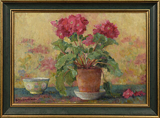 Martwa natura z kwiatami i miseczką