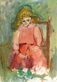 Portret dziewczynki siedzącej na krześle