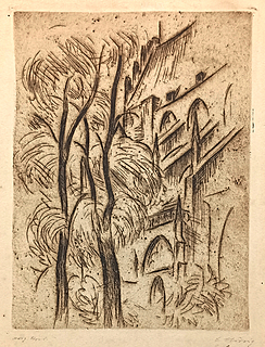 Drzewa na tle gotyckiego kościoła