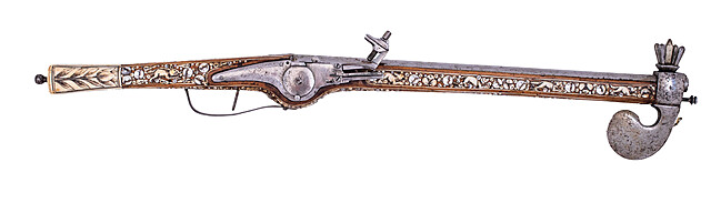 Czekan - pistolet, poł. XVII w.