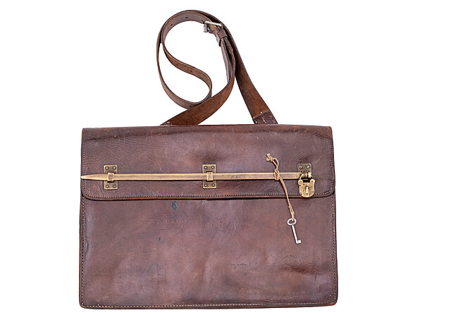 Torba skórzana na tajną korespondencję sztabową