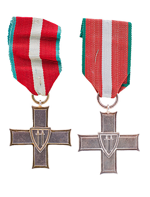 Krzyże Grunwaldu, srebrne, III klasy