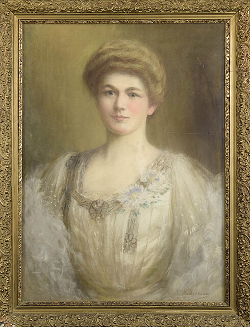 Portret damy w białej sukni