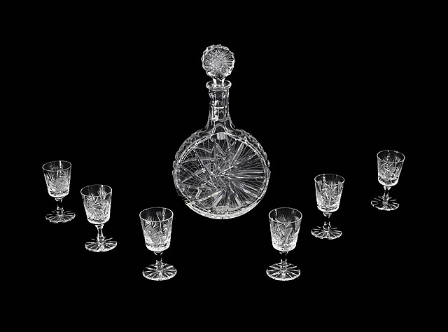 Karafka i 6 kieliszków