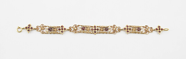 Bransoleta z rubinami