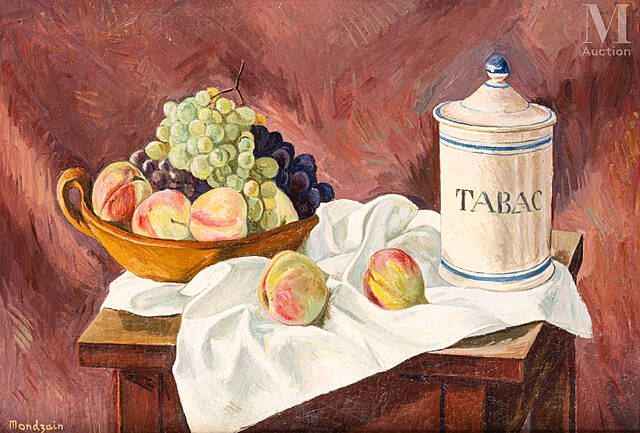 Martwa natura ze słoikiem na tytoń i brzoskwiniami