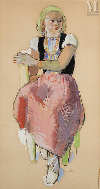 Siedząca młoda kobieta