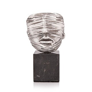 "Twarz zawoalowana", 1977