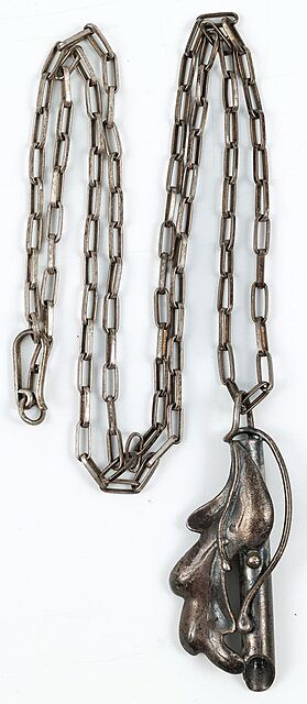 WISIOREK NA ŁAŃCUSZKU, Polska, Warszawa, po 1986