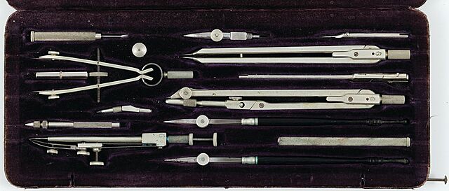 KOMPLET KREŚLARSKI, Polska, Warszawa, Gerlach, ok. 1920