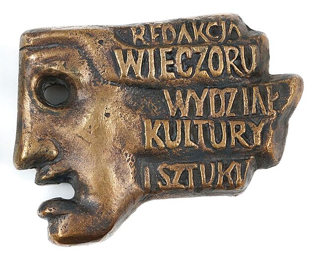 PLAKIETA NAGRODOWA, Laureatowi Redakcja Wieczoru, Wydział kultury i Sztuki