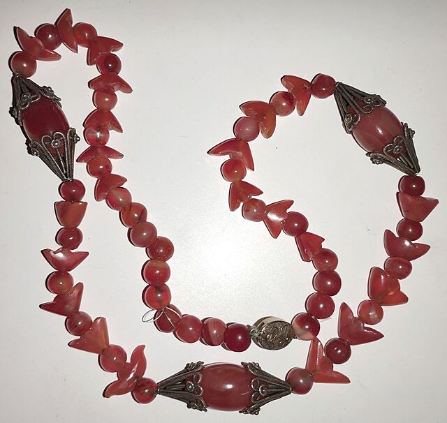 NASZYJNIK, Chiny, 2 poł. XX w.