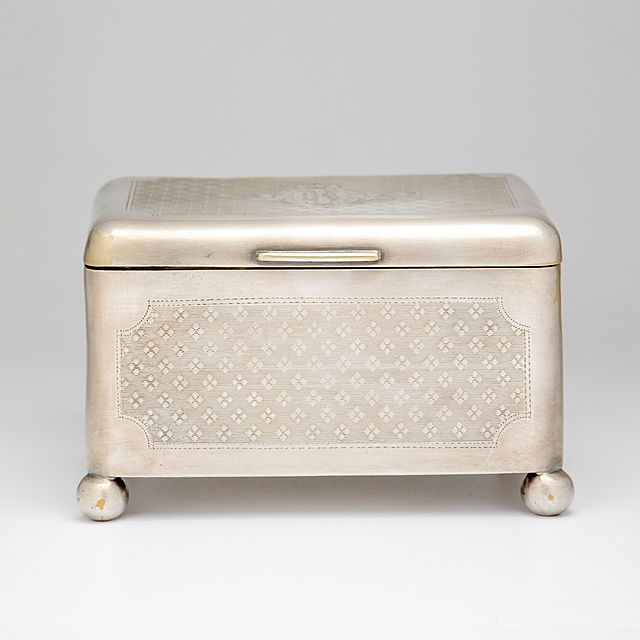 Cukiernica skrzynkowa, Norblin & Co, Warszawa, ok. 1872 - 1883 r. 