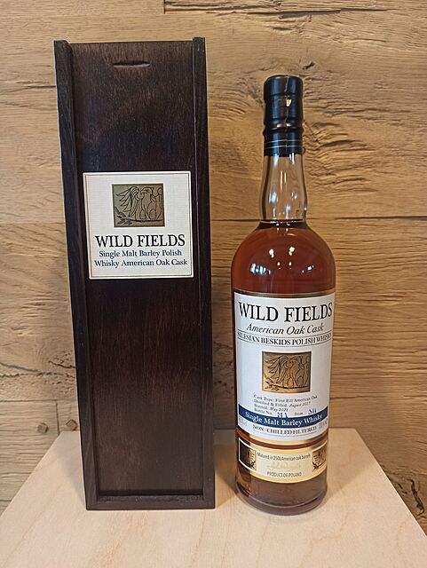 Wild Fields Single Malt 100% Barley Polish Whisky in wooden box 0,7L 46,5%
