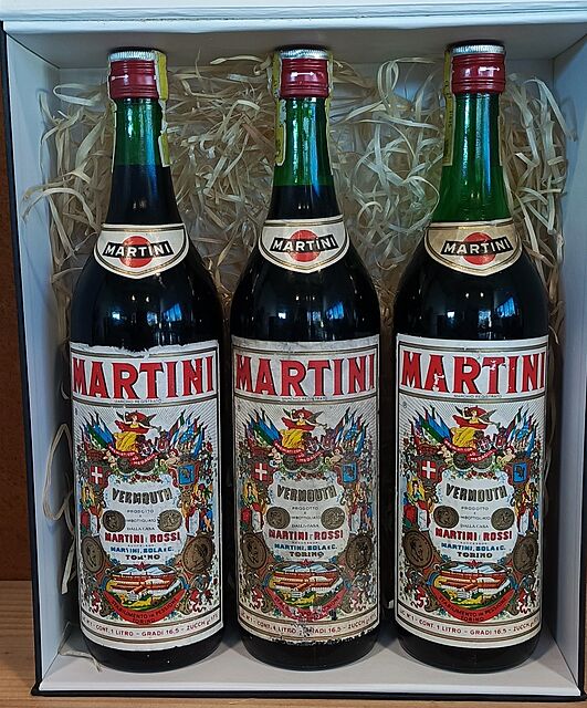 Martini Rossi Vermouth 1L 16,5%, lata 70-te