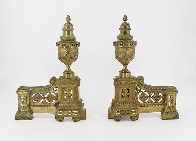 Para okuć kominkowych