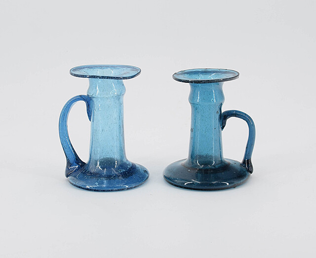 Para świeczników z uchwytami 