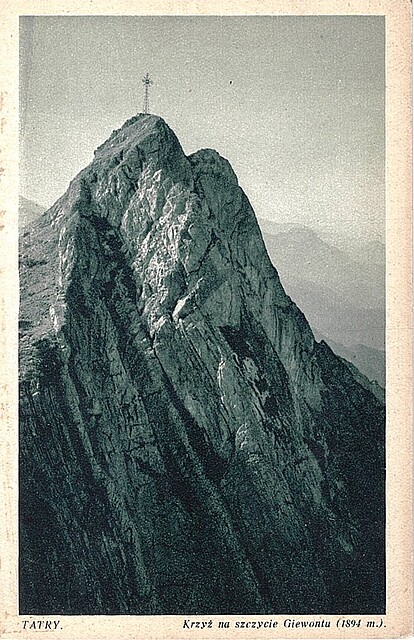 Tatry. Krzyż na szczycie Giewontu (1894 m.).