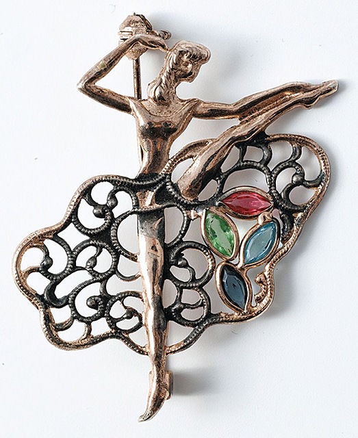 BROSZKA Z BALETNICĄ, Włochy, 2 poł. XX w.