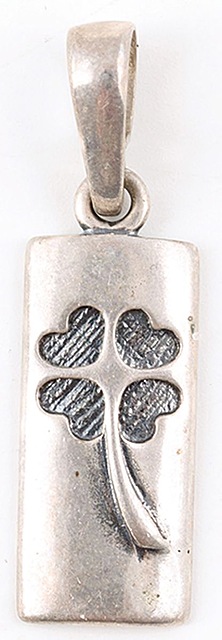 ZAWIESZKA Z CZTEROLISTNĄ KONICZYNĄ