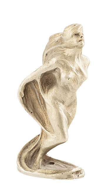 Kobieta z woalem, 1920 r.