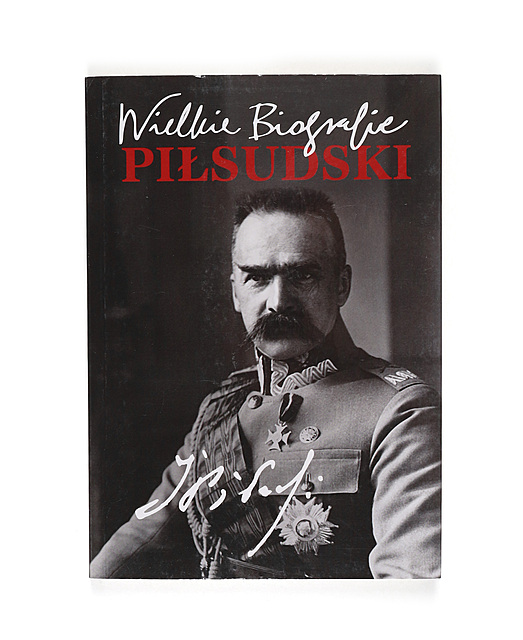 Katarzyna Fiołka, Wielkie Biografie - Piłsudski, Buchmann, Warszawa 2010