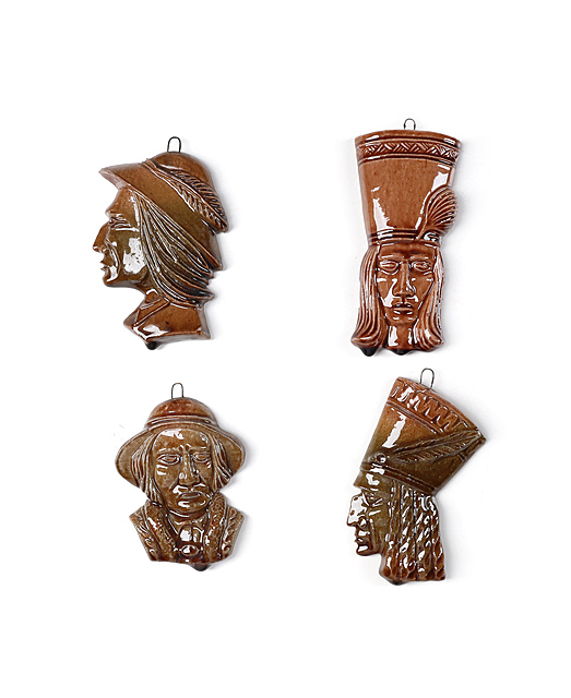 Zestaw 4 plakietek ceramicznych z wizerunkami górala