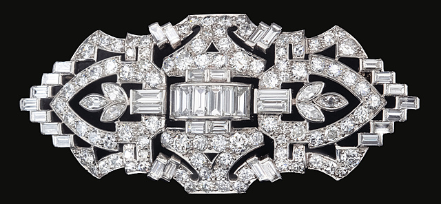 Brosza z diamentami w stylu art déco, l. 30. – 40. XX w.