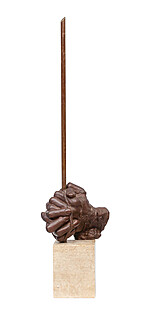 Specione dłonie, ("Les Mains")