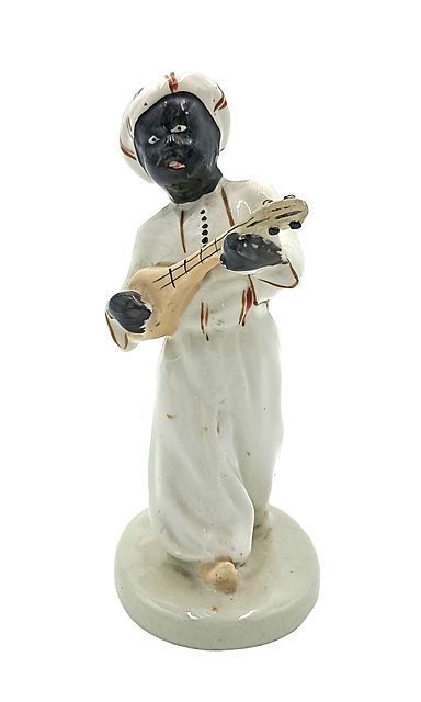 Figurka Murzynek z mandoliną (Horodnica?, 1918-1939)