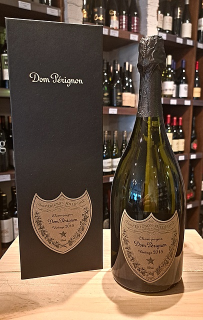 Szampania Champagne Dom Perignon 0,75L 12%, rocznik 2015