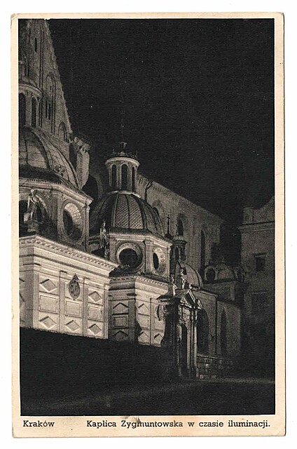 Kraków. Kaplica Zygmuntowska w czasie iluminacji.