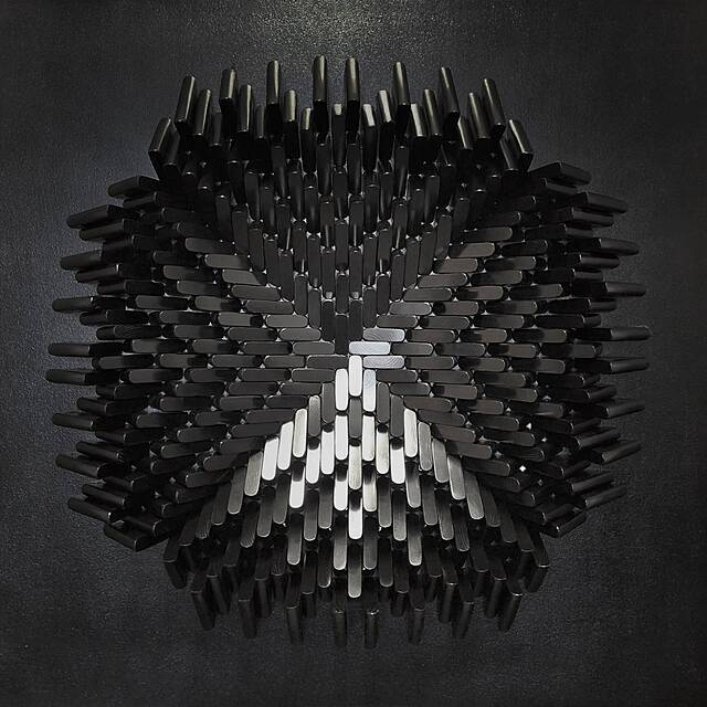 Flower Of Evil III z cyklu Less Is More, 2025