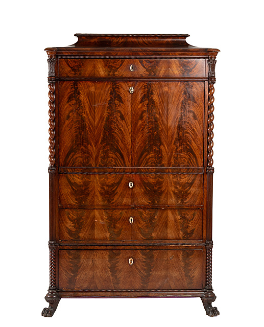 Sekretera w stylu biedermeier