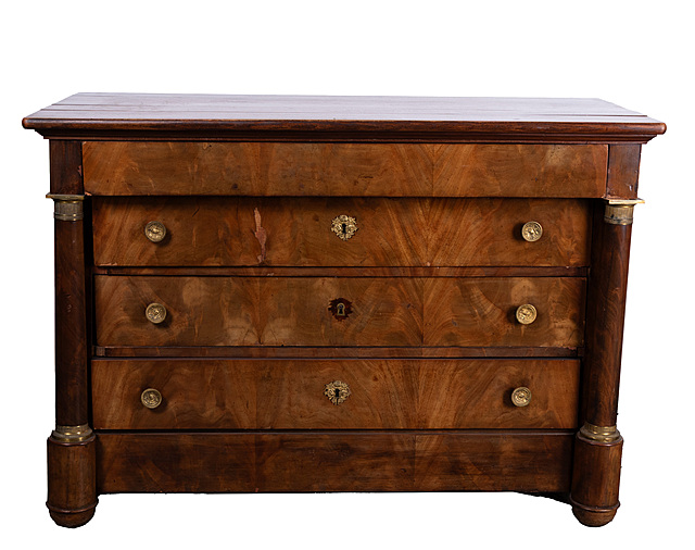 Komoda czteroszufladowa w stylu biedermeier